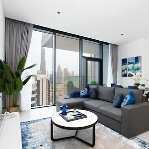 شقة Ultimate / 4 Beds / Burj Khalifa View / Ultra Modern / Business Bay, دبي